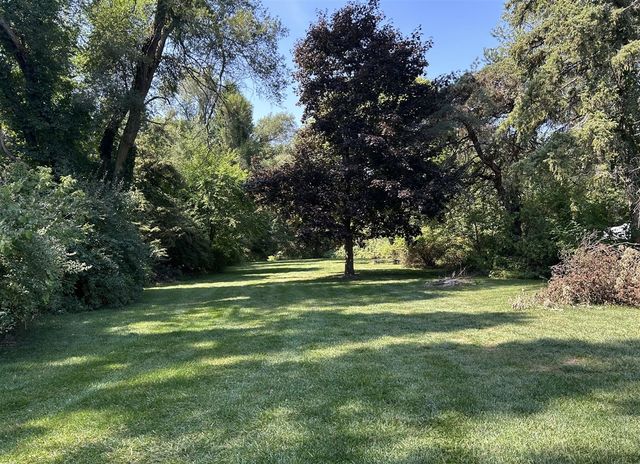 4790 S Greenville Road, Greenville, MI 48838