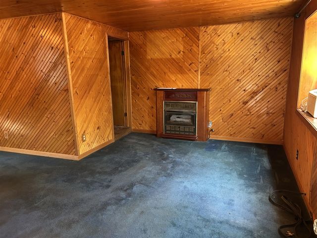 4790 S Greenville Road, Greenville, MI 48838