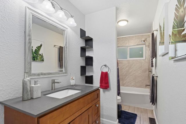 279 Anchor Court, Boulder Creek, CA 95006