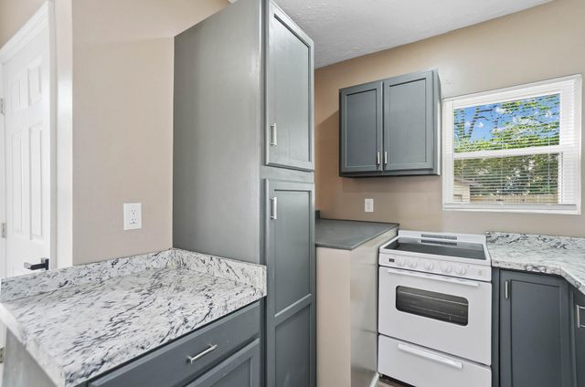312 E Maplewood Avenue 312 E Maplewood Avenue, Dayton, OH 45405