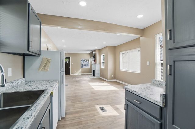312 E Maplewood Avenue 312 E Maplewood Avenue, Dayton, OH 45405