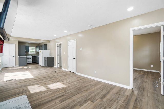 312 E Maplewood Avenue 312 E Maplewood Avenue, Dayton, OH 45405