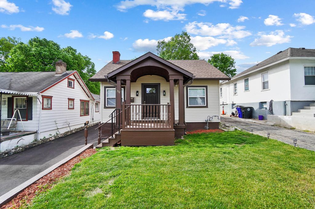 312 E Maplewood Avenue 312 E Maplewood Avenue, Dayton, OH 45405