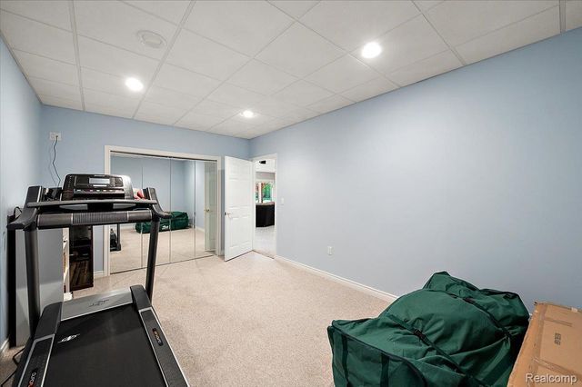 4417 Island View Drive, Waterford Charter Township, MI 48328