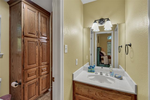 2020 Houston Road, Burleson, TX 76028
