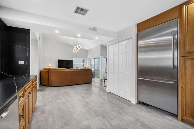 1230 NW 22nd Avenue, Delray Beach, FL 33445