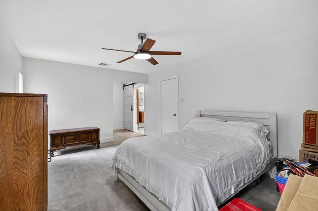 1230 NW 22nd Avenue, Delray Beach, FL 33445