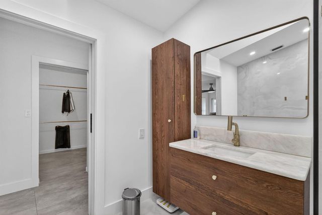1230 NW 22nd Avenue, Delray Beach, FL 33445
