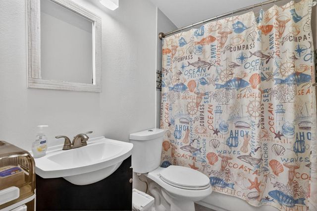1230 NW 22nd Avenue, Delray Beach, FL 33445