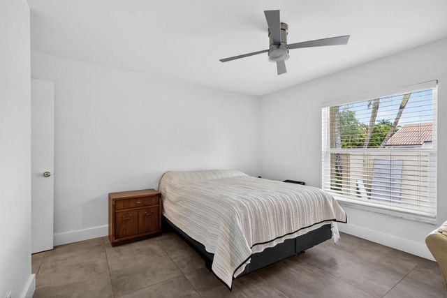 1230 NW 22nd Avenue, Delray Beach, FL 33445