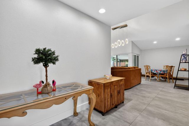 1230 NW 22nd Avenue, Delray Beach, FL 33445