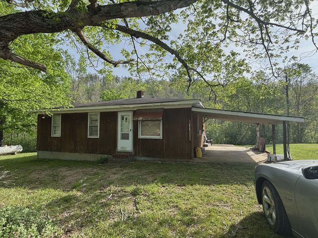 519 Highway 48, S, Centerville, TN 37033