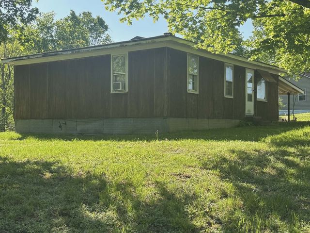 519 Highway 48, S, Centerville, TN 37033