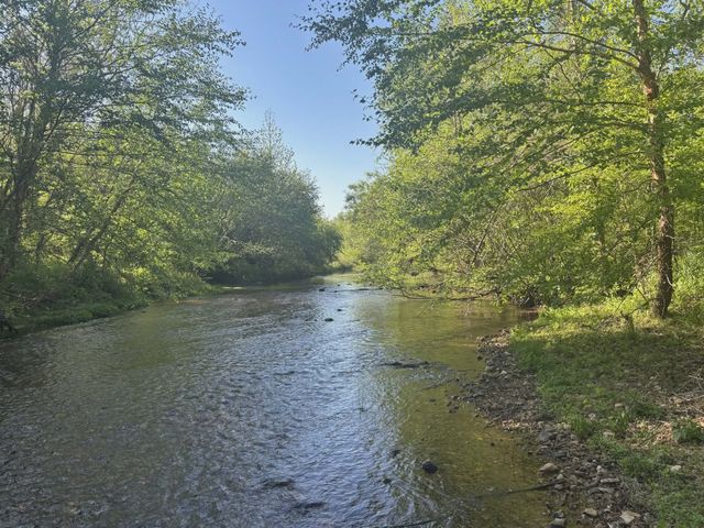 519 Highway 48, S, Centerville, TN 37033