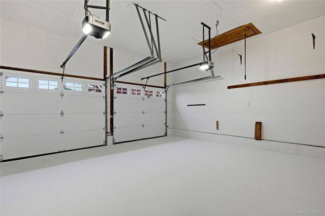 48 Windcrest Drive, Manorville, NY 11949