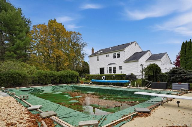 48 Windcrest Drive, Manorville, NY 11949