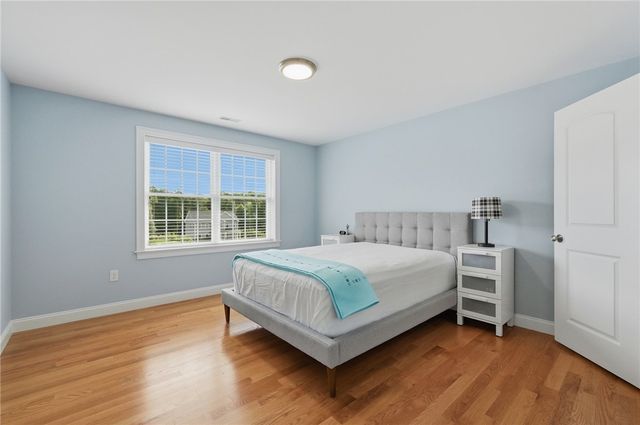 12 Hidden Hills Drive, Seekonk, MA 02771