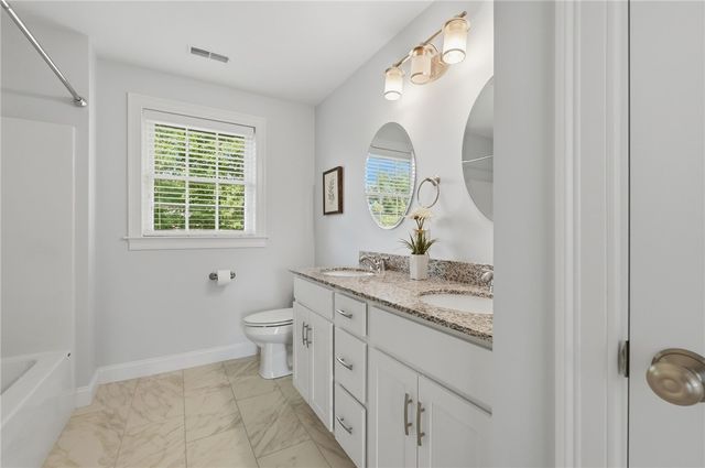 12 Hidden Hills Drive, Seekonk, MA 02771