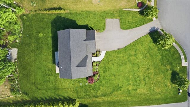 12 Hidden Hills Drive, Seekonk, MA 02771