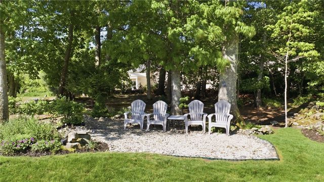 12 Hidden Hills Drive, Seekonk, MA 02771