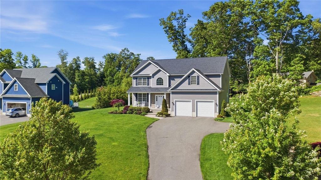 12 Hidden Hills Drive, Seekonk, MA 02771