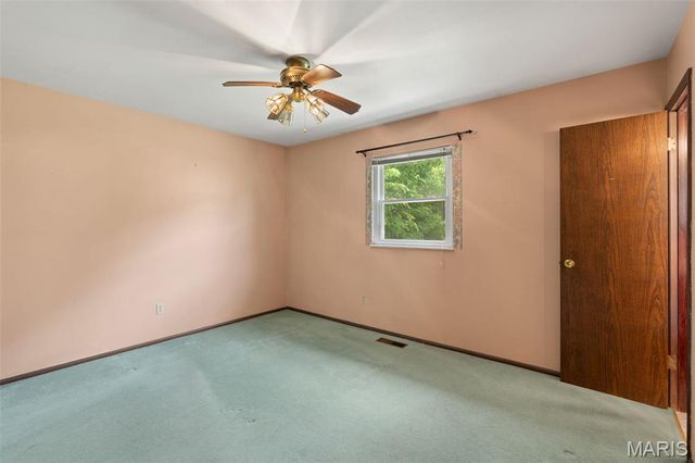 609 W Roosevelt Avenue, Union, MO 63084