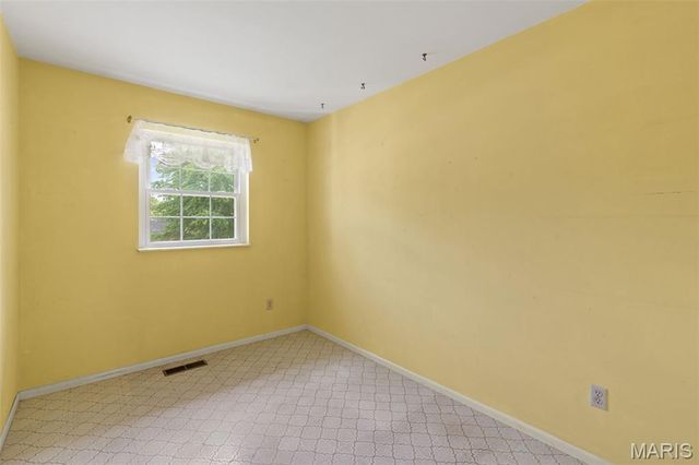 609 W Roosevelt Avenue, Union, MO 63084