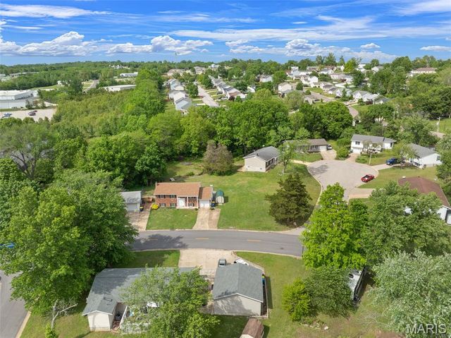 609 W Roosevelt Avenue, Union, MO 63084