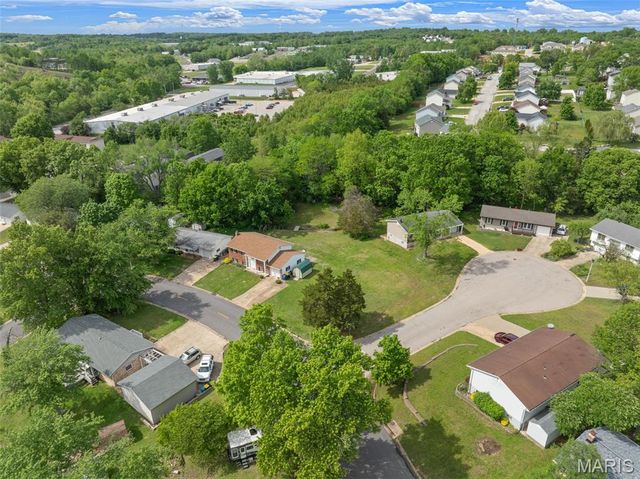 609 W Roosevelt Avenue, Union, MO 63084