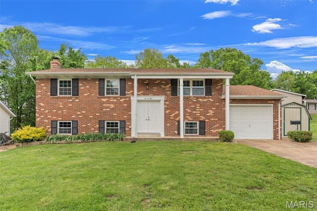 609 W Roosevelt Avenue, Union, MO 63084