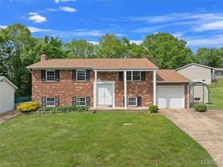 609 W Roosevelt Avenue, Union, MO 63084
