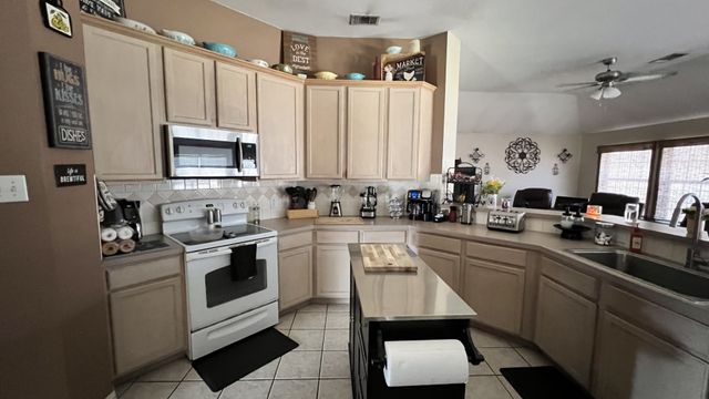 2504 Blue Holly Drive, Corinth, TX 76210