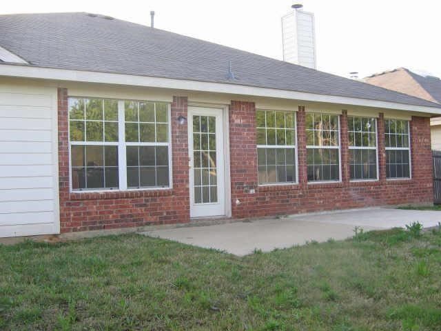 2504 Blue Holly Drive, Corinth, TX 76210