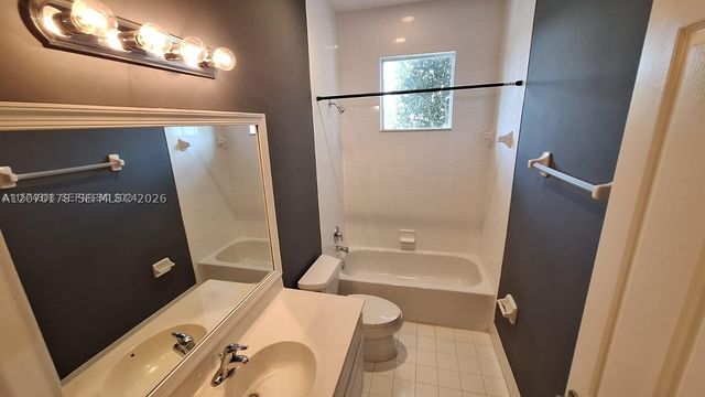 111 SE 7th Ave 0, Pompano Beach, FL 33060