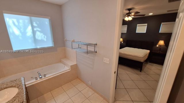 111 SE 7th Ave 0, Pompano Beach, FL 33060