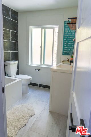 346 Laveta Ter A, Los Angeles, CA 90026