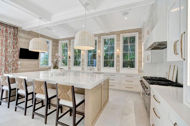 106 Micco Circle, Jupiter, FL 33458