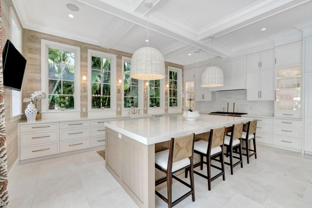 106 Micco Circle, Jupiter, FL 33458