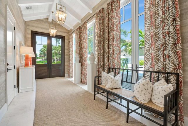 106 Micco Circle, Jupiter, FL 33458