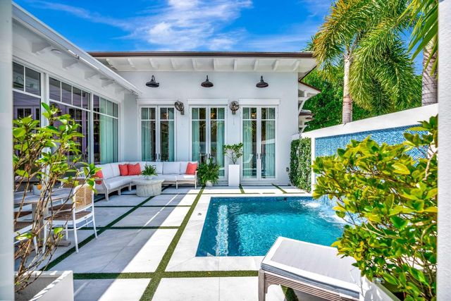 106 Micco Circle, Jupiter, FL 33458