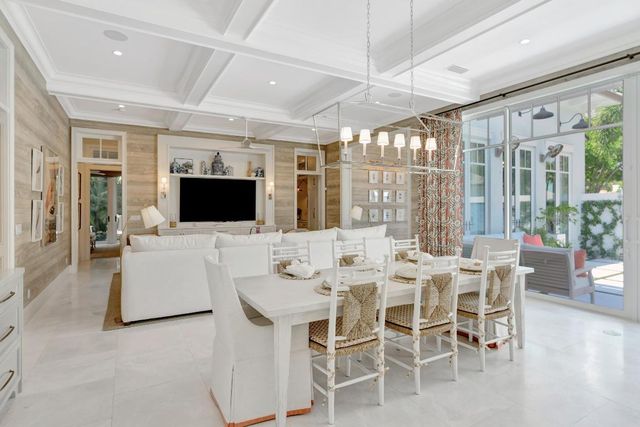 106 Micco Circle, Jupiter, FL 33458