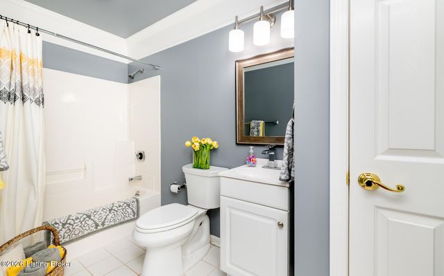 1502 Eastbridge Ct, Louisville, KY 40223