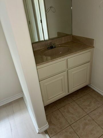 404 West 24th Street, Bryan, TX 77803