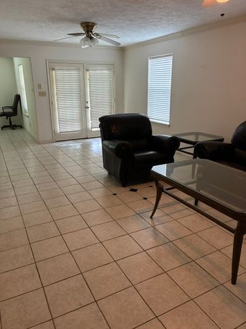 404 West 24th Street, Bryan, TX 77803