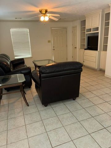 404 West 24th Street, Bryan, TX 77803