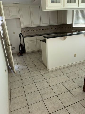 404 West 24th Street, Bryan, TX 77803