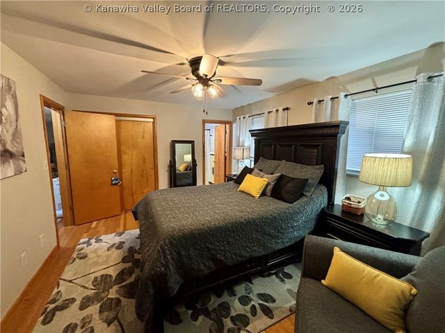 902 Wilkie Drive, Charleston, WV 25314
