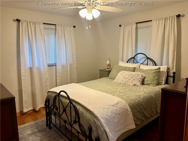 902 Wilkie Drive, Charleston, WV 25314