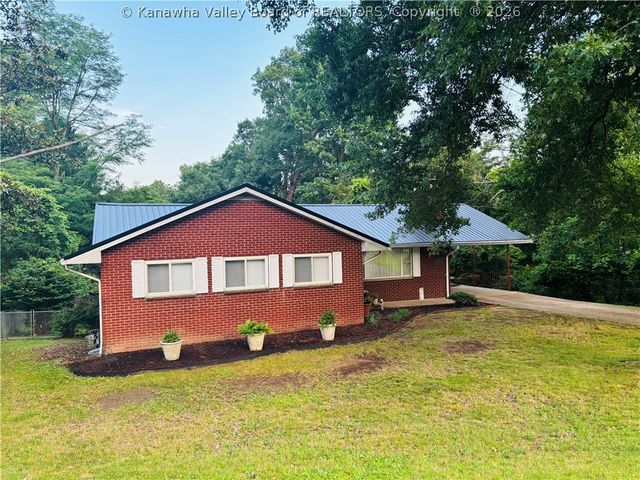902 Wilkie Drive, Charleston, WV 25314
