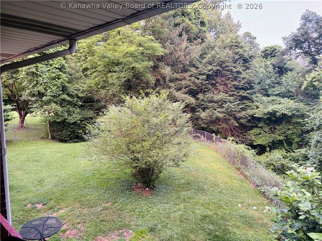 902 Wilkie Drive, Charleston, WV 25314
